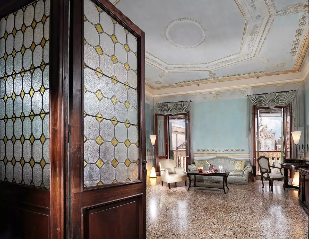 Classic room at Hotel Palazzo Vitturi